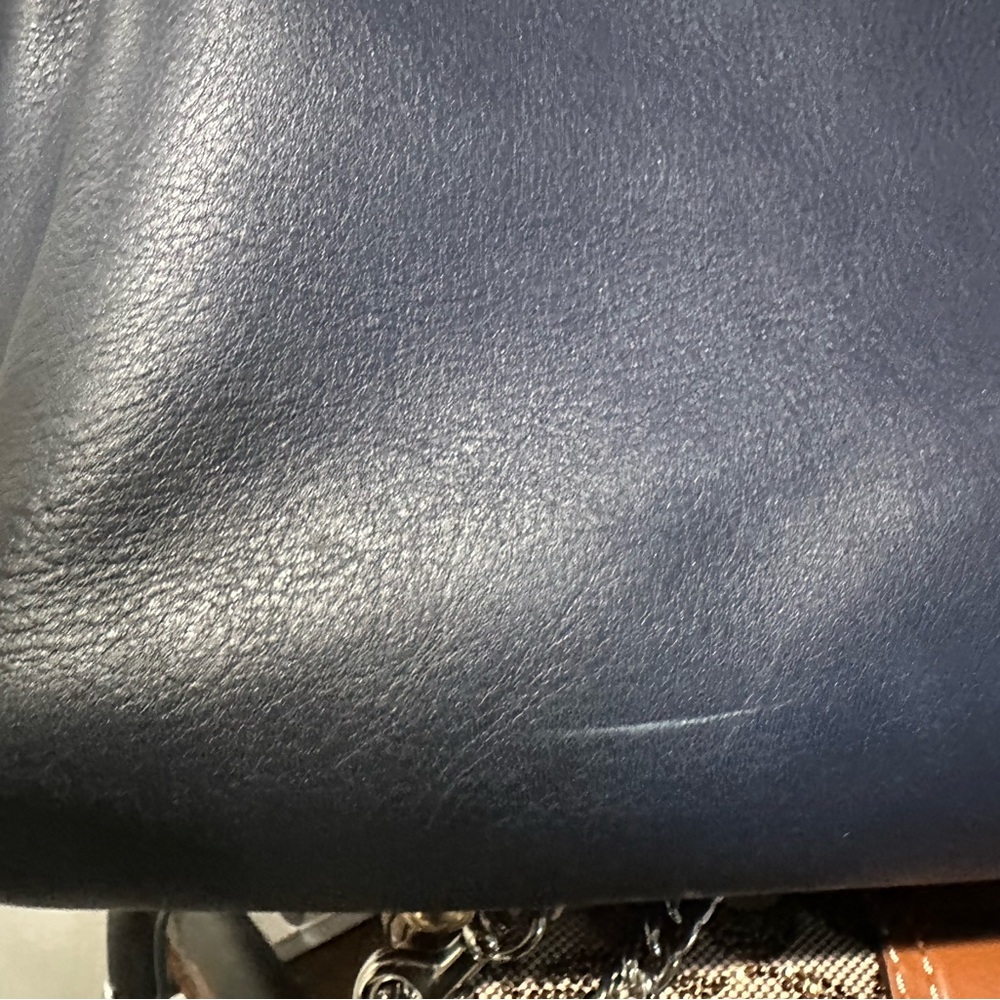 Coach Empire 40 in Navy - Picture 8 of 13